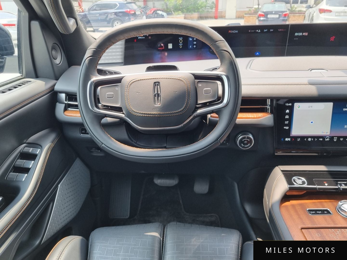 Lincoln Navigator 2026 — миниатюра 7