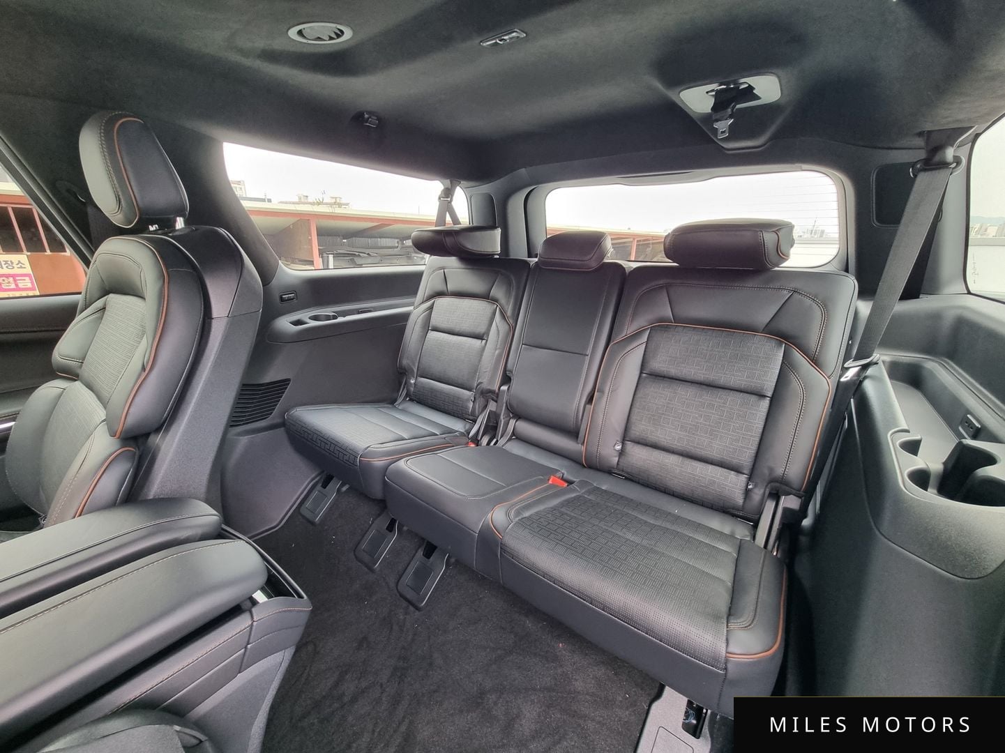Lincoln Navigator 2026 — миниатюра 11