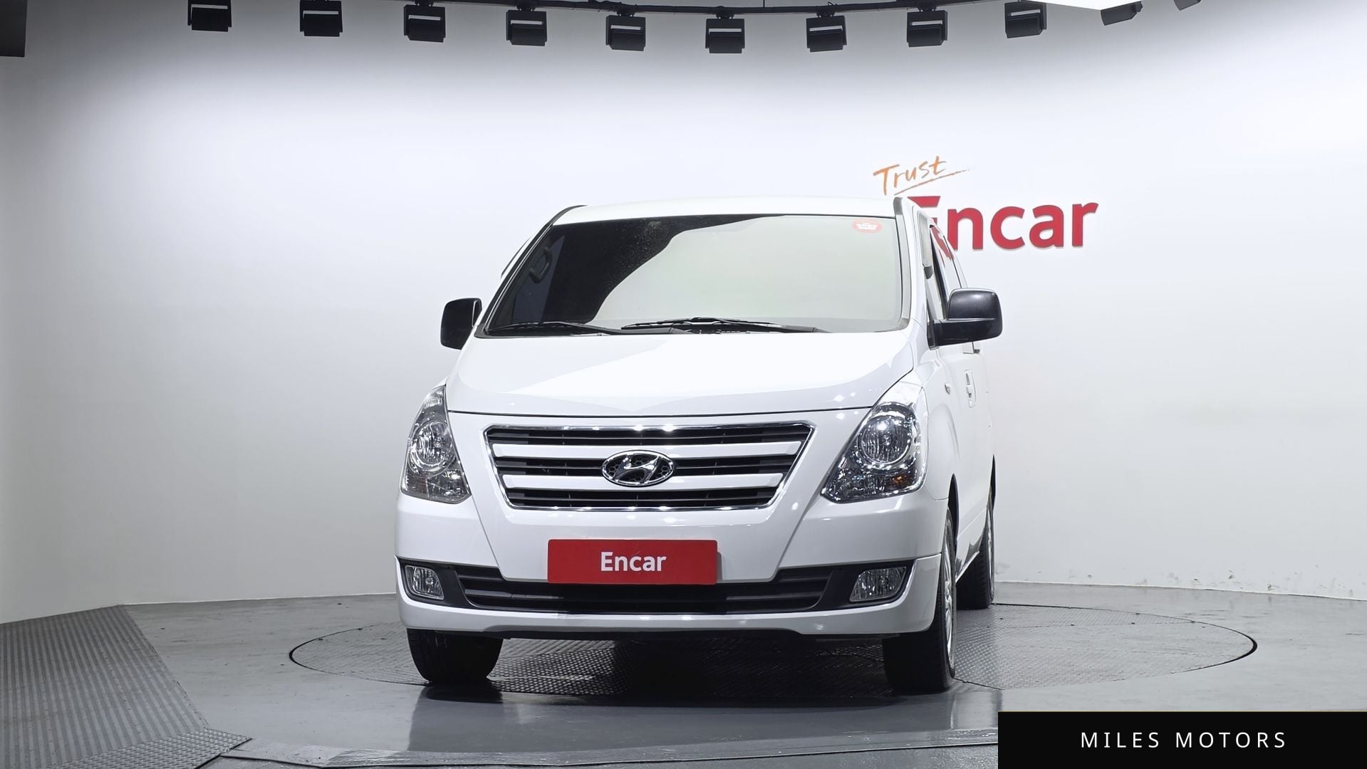 Hyundai Starex 2017 — миниатюра 3