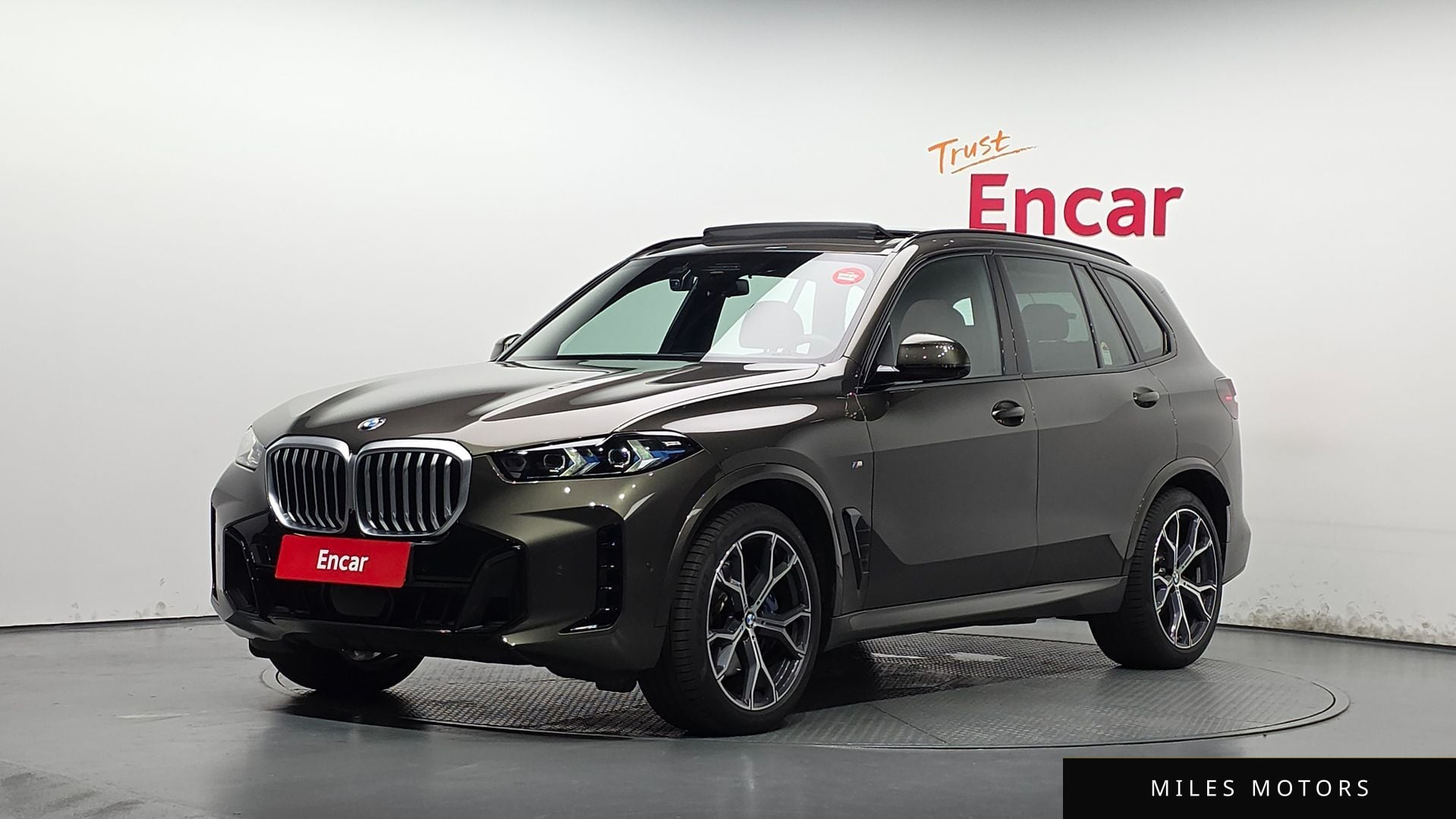 BMW X5 (G05) 2025 — фото 1 из 12