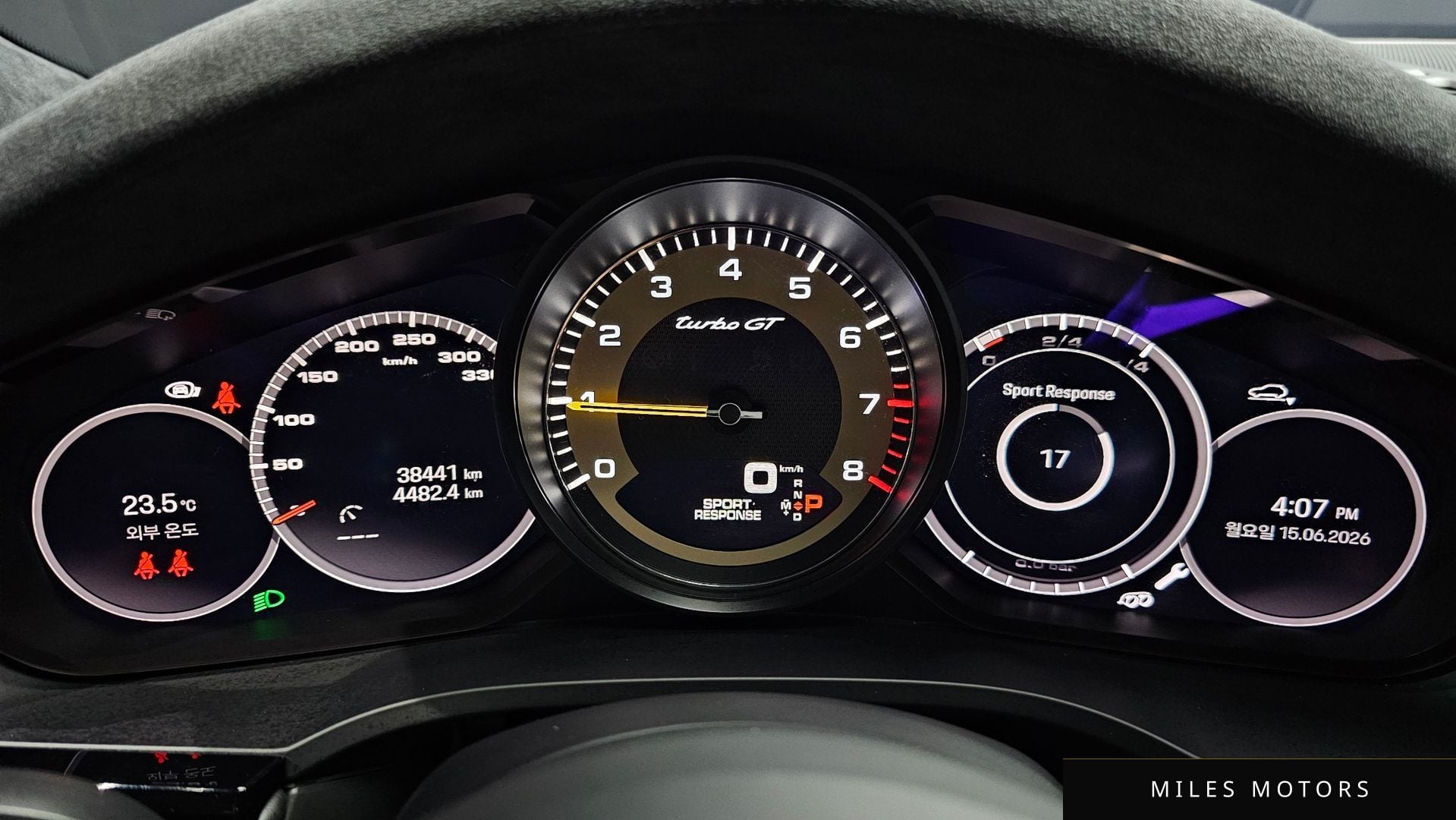 Porsche Cayenne 2022 — миниатюра 8