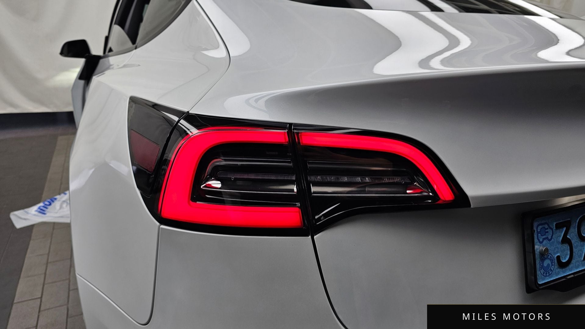 Tesla Model 3 2021 — миниатюра 9