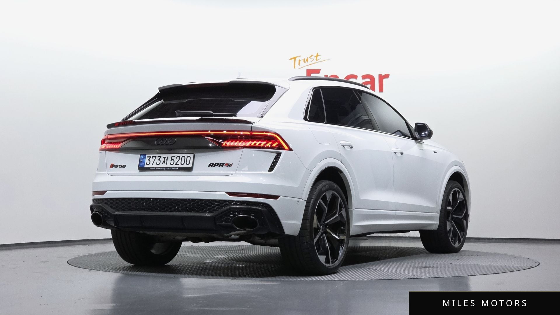 Audi RSQ8 (4M) 2022 — фото 1 из 12