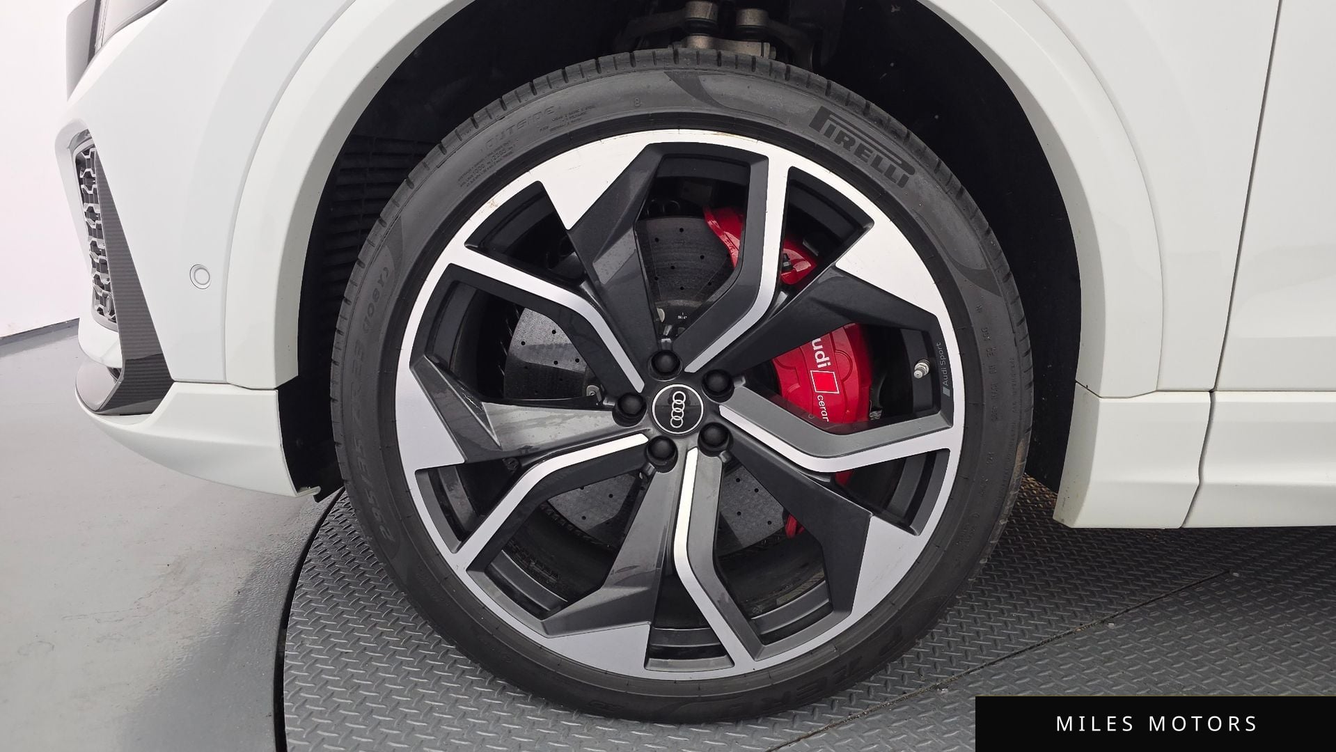 Audi RSQ8 (4M) 2022 — миниатюра 4