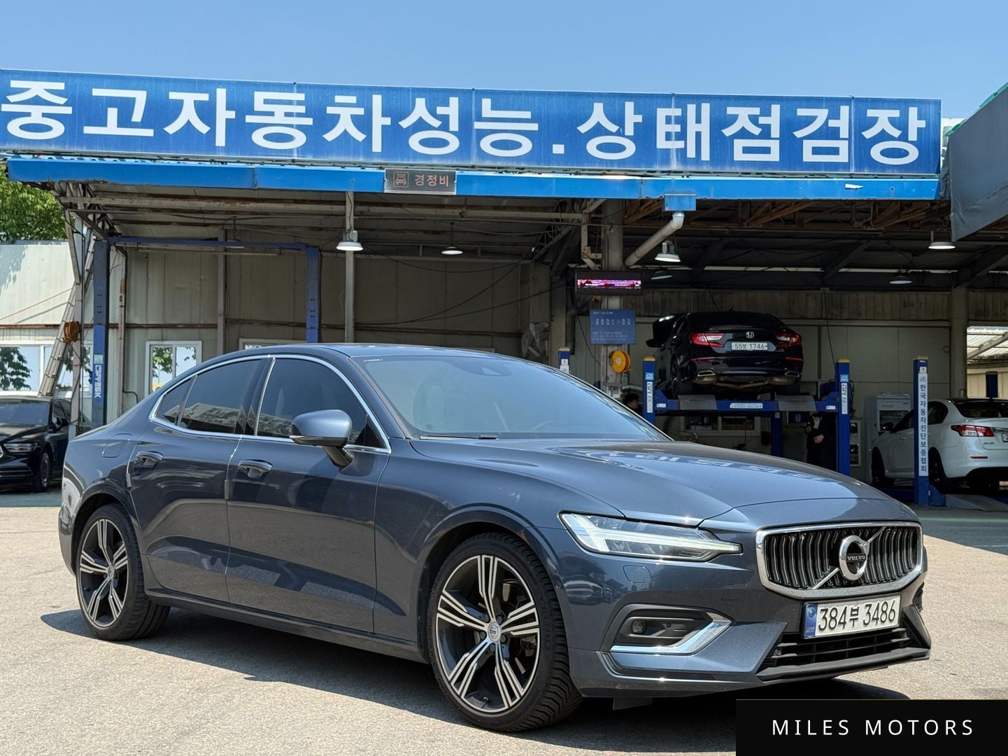 Volvo S60 2021 — миниатюра 2