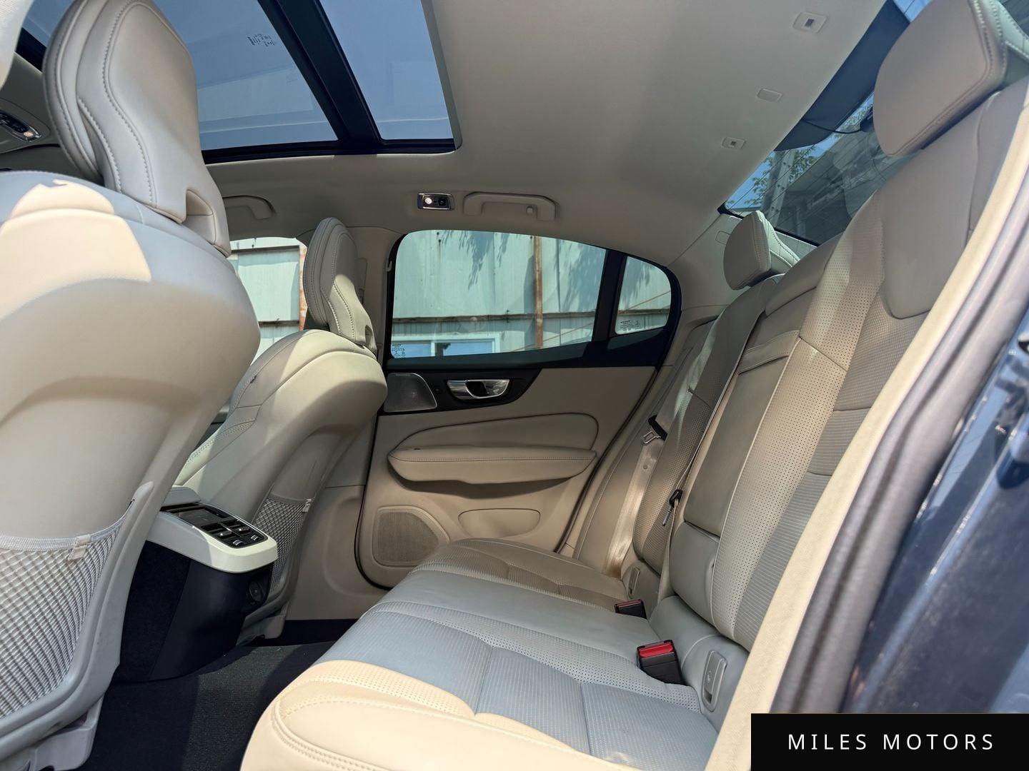 Volvo S60 2021 — миниатюра 10