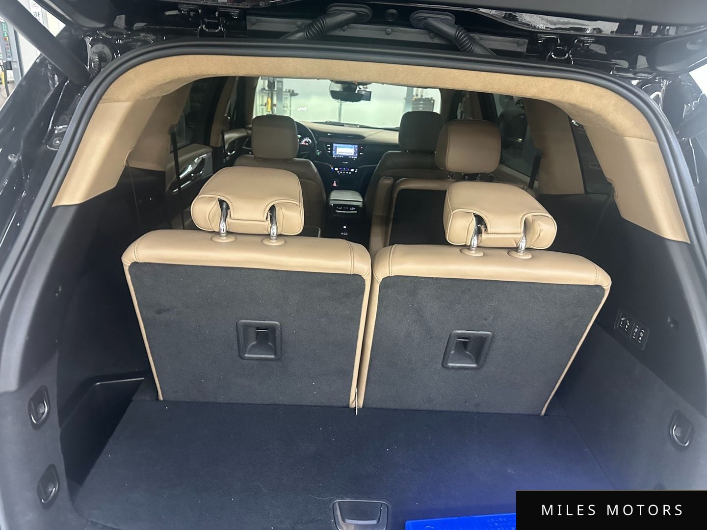 Cadillac XT6 2024 — миниатюра 12