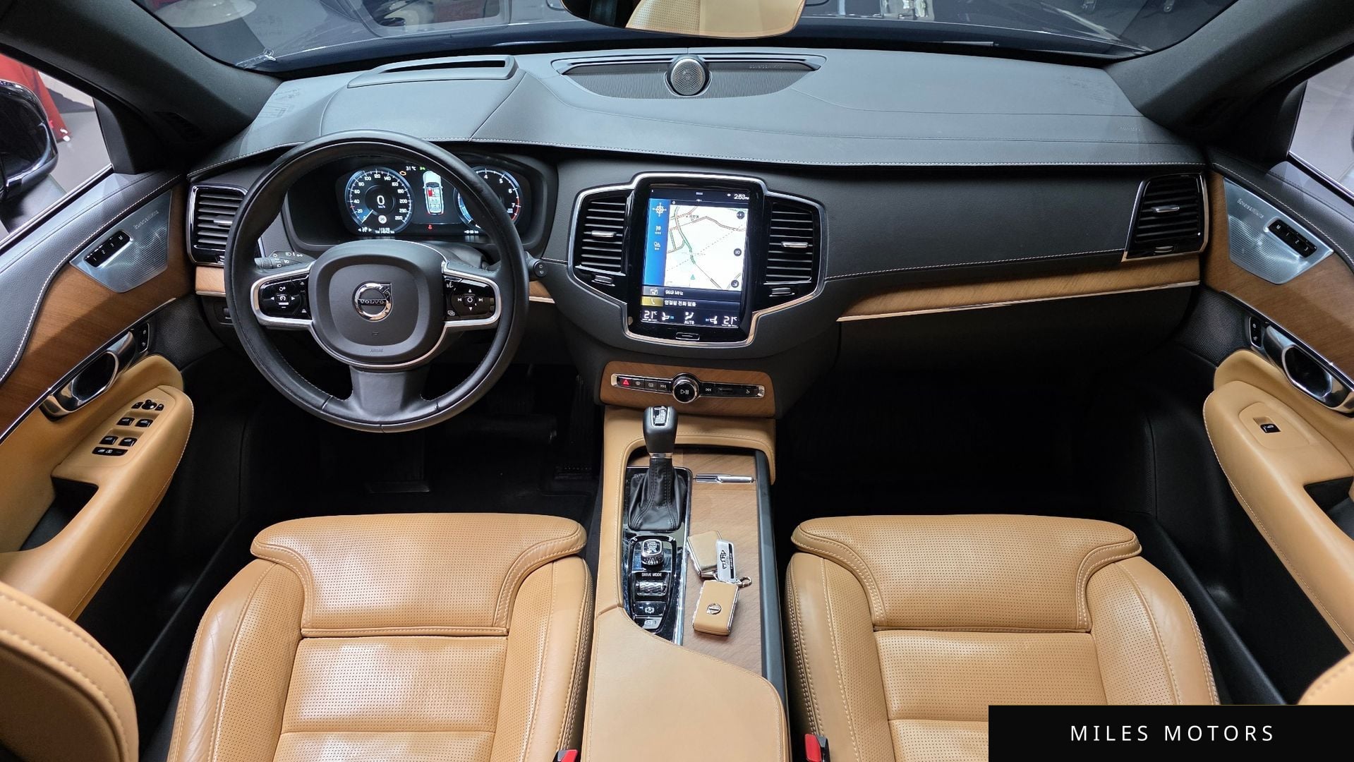 Volvo XC90 2020 — миниатюра 10