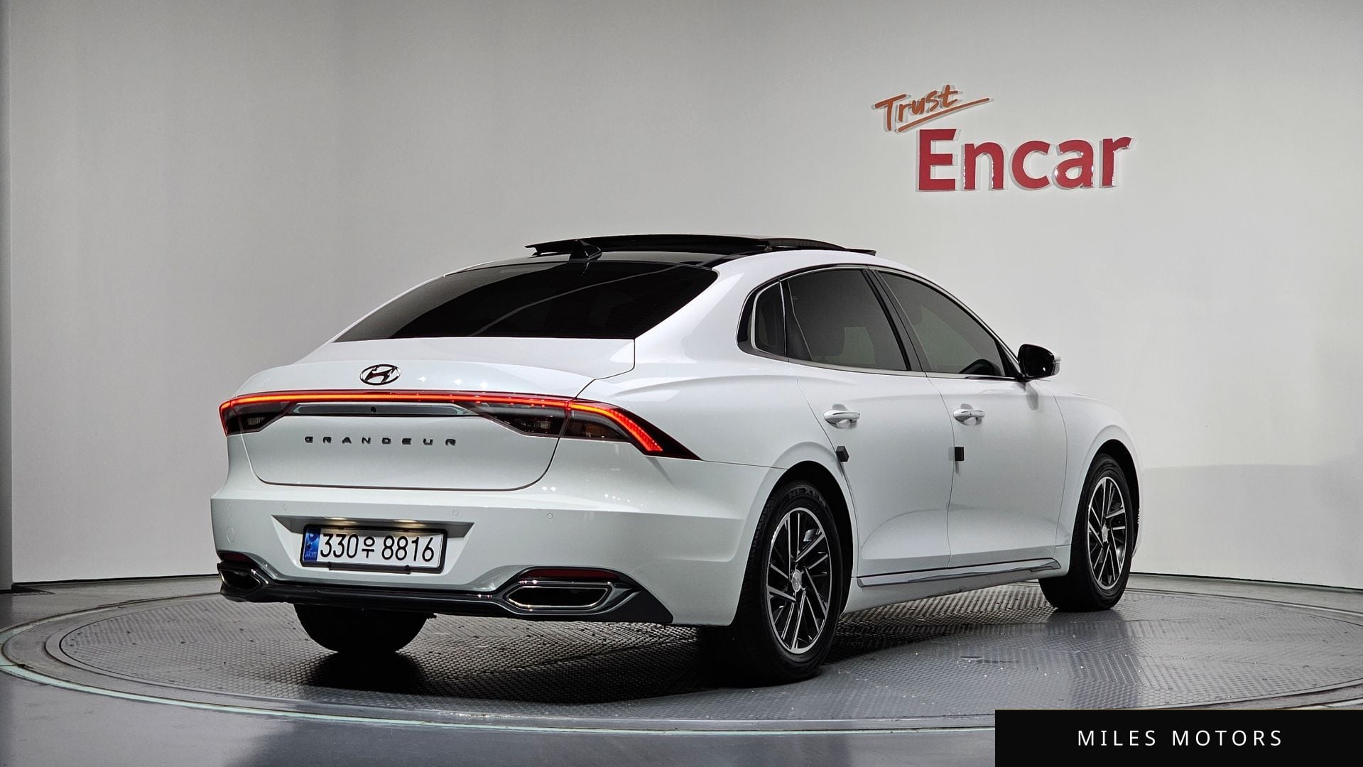Hyundai Grandeur 2021 — миниатюра 2