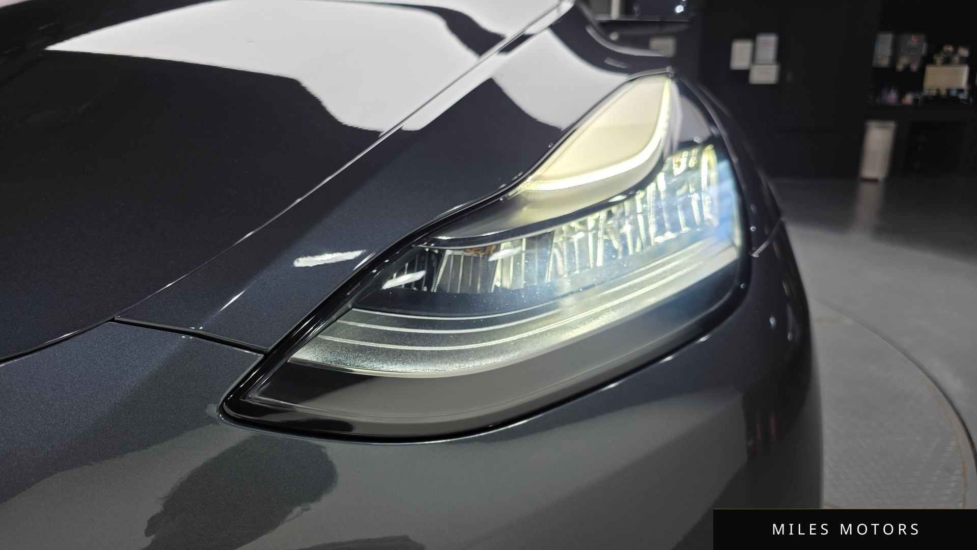 Tesla Model Y 2021 — миниатюра 7