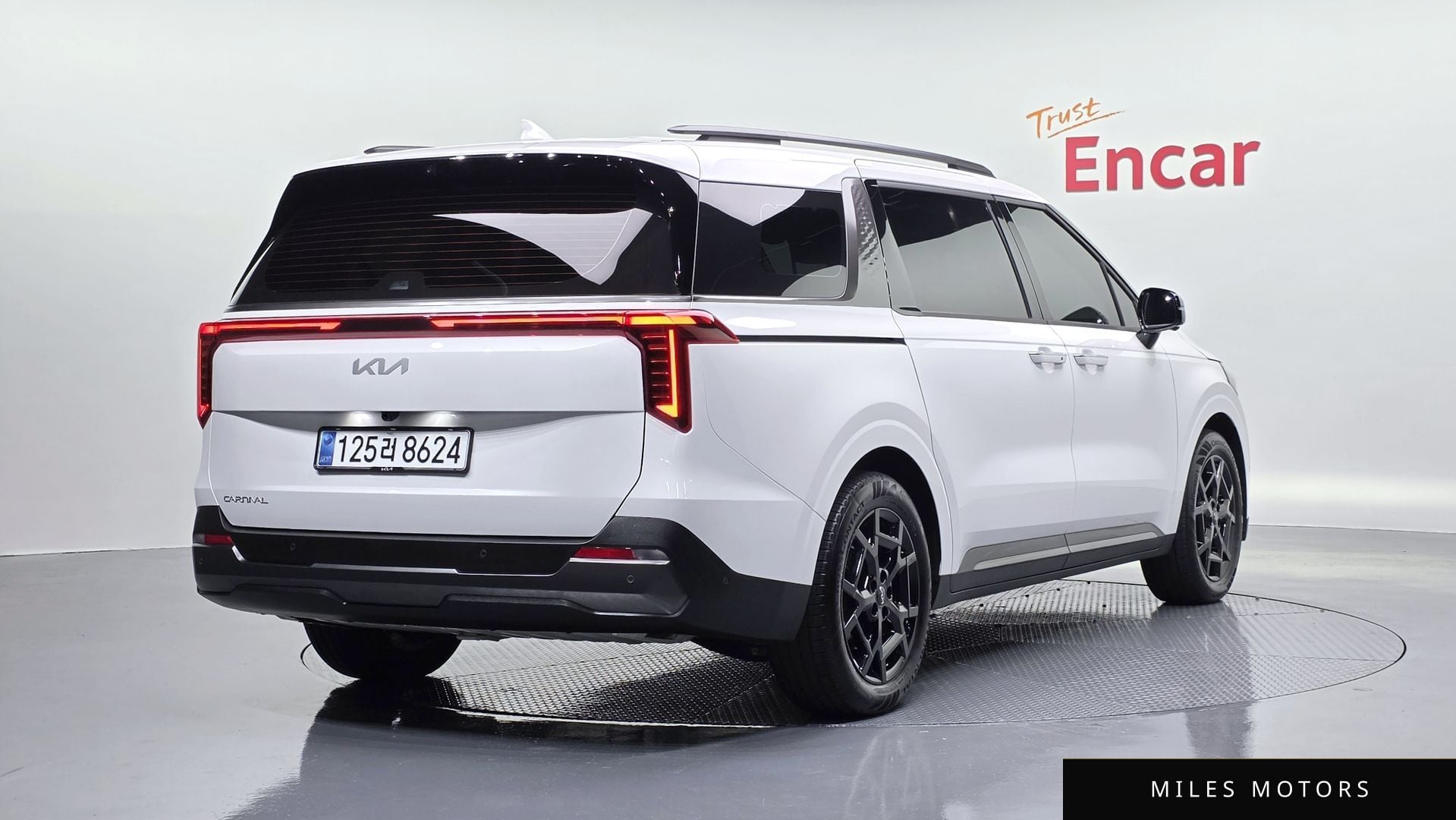 Kia Canival 2025 — миниатюра 2