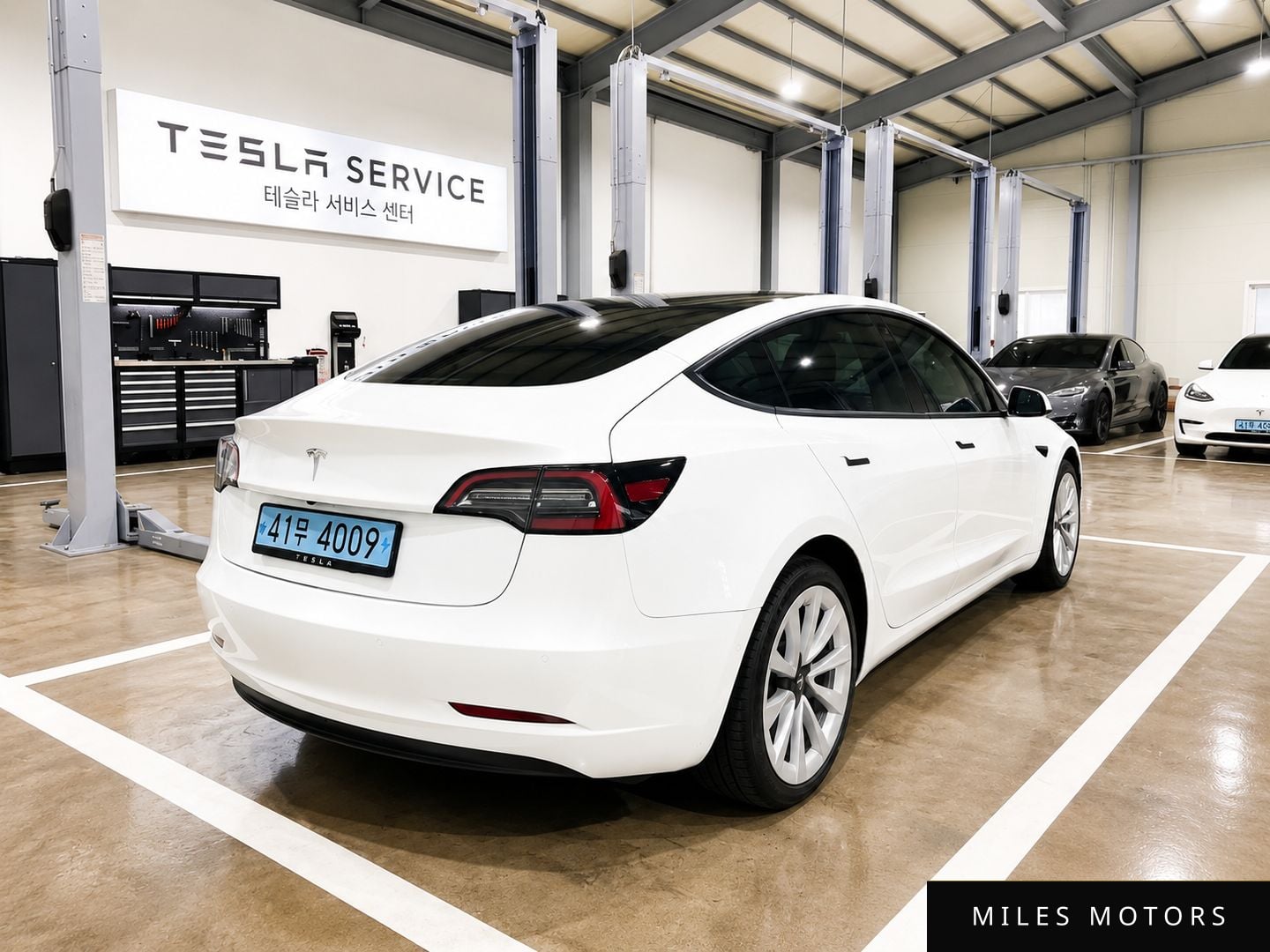 Tesla Model 3 2022 — миниатюра 2