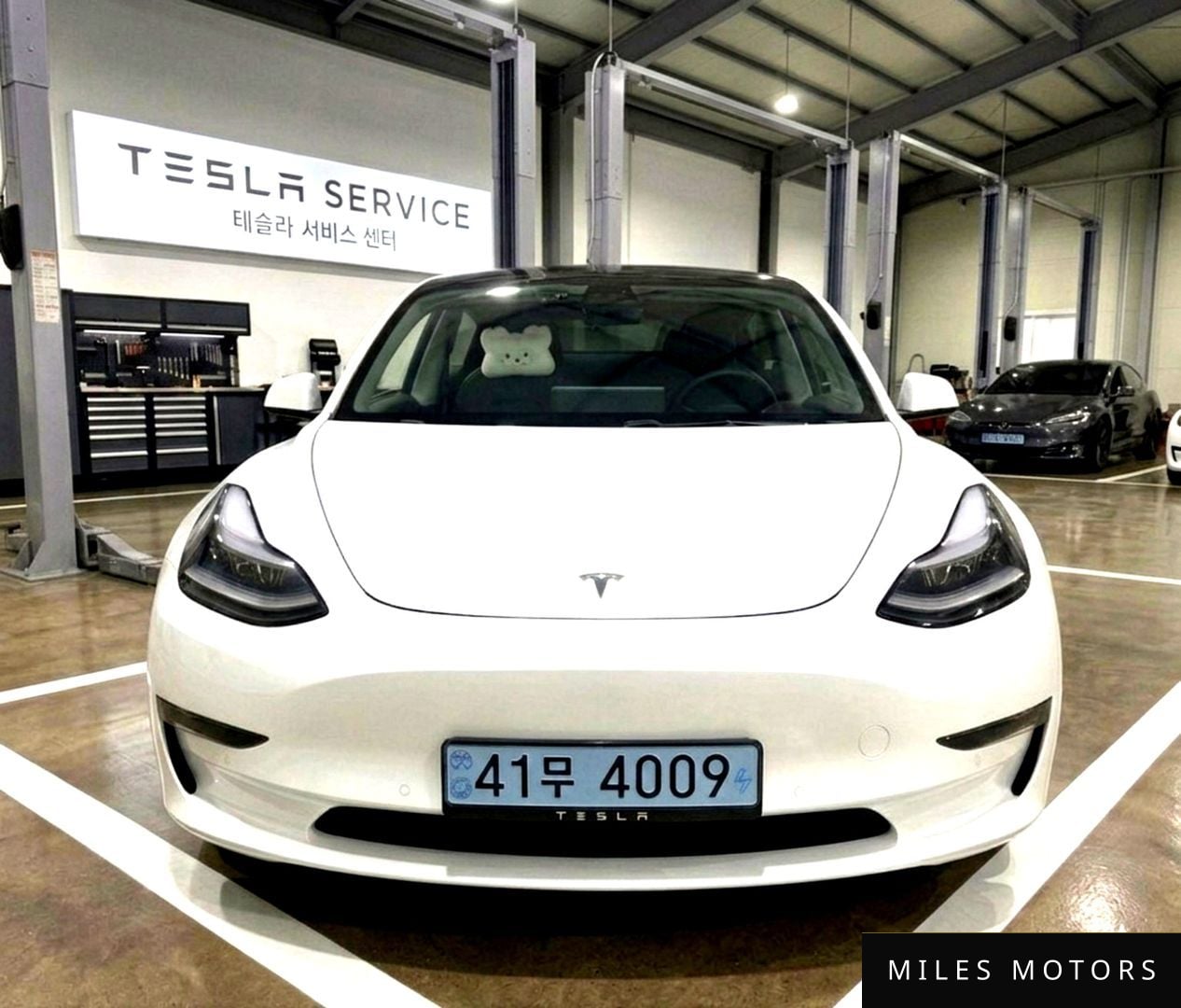 Tesla Model 3 2022 — миниатюра 3