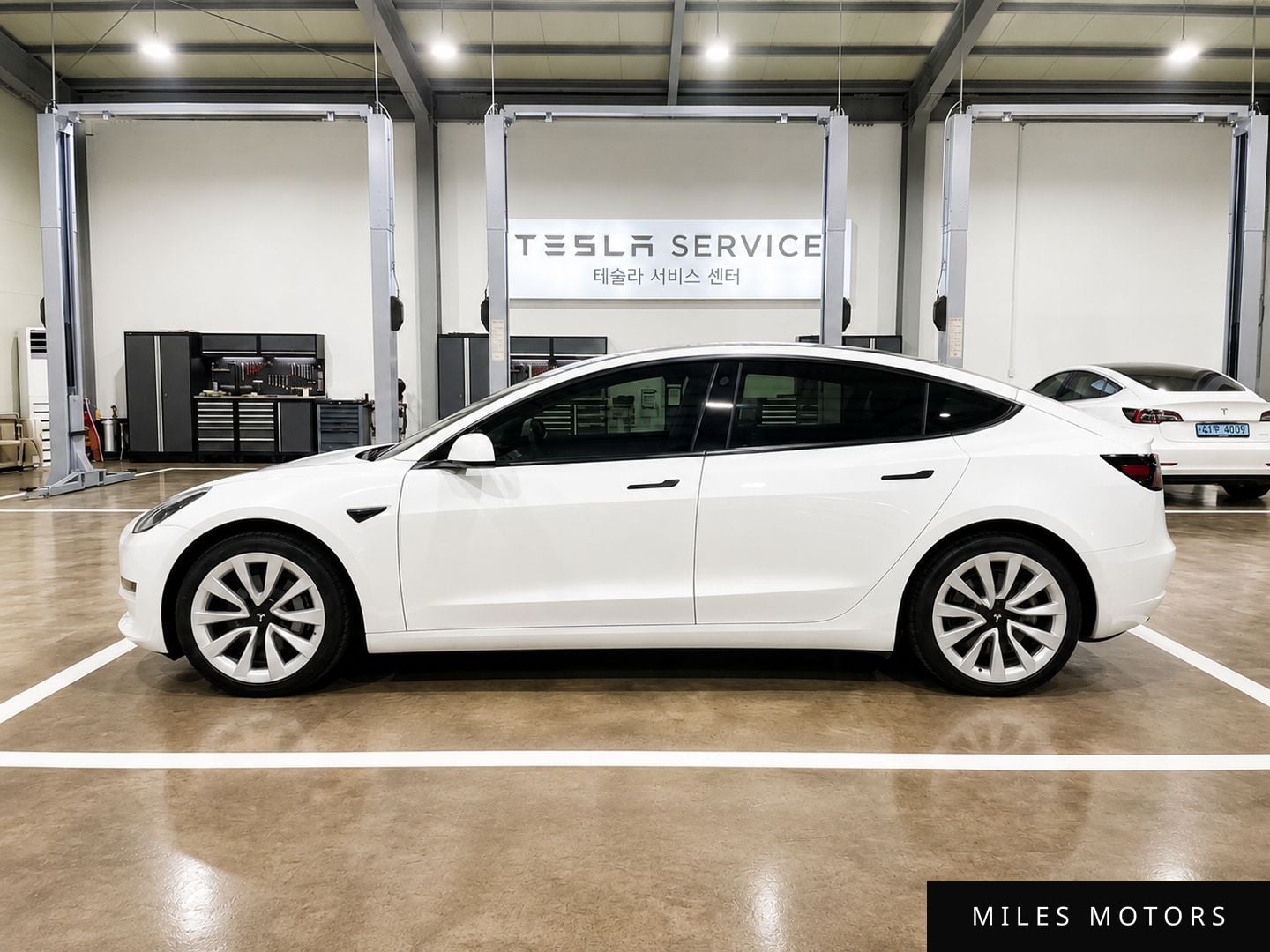 Tesla Model 3 2022 — миниатюра 6