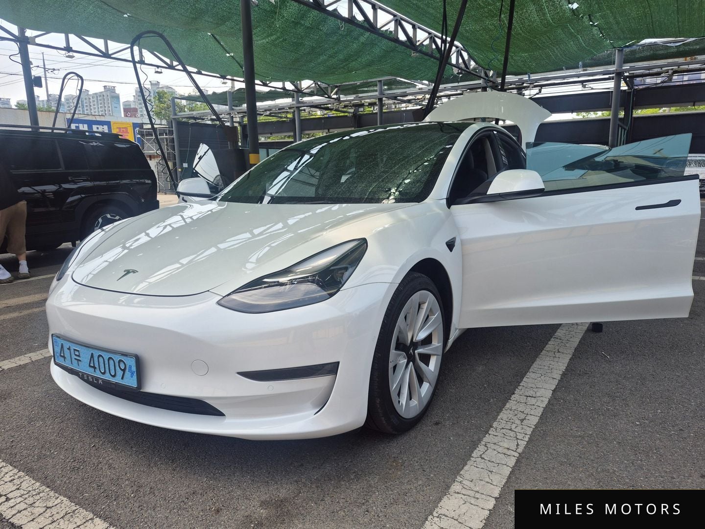 Tesla Model 3 2022 — миниатюра 12