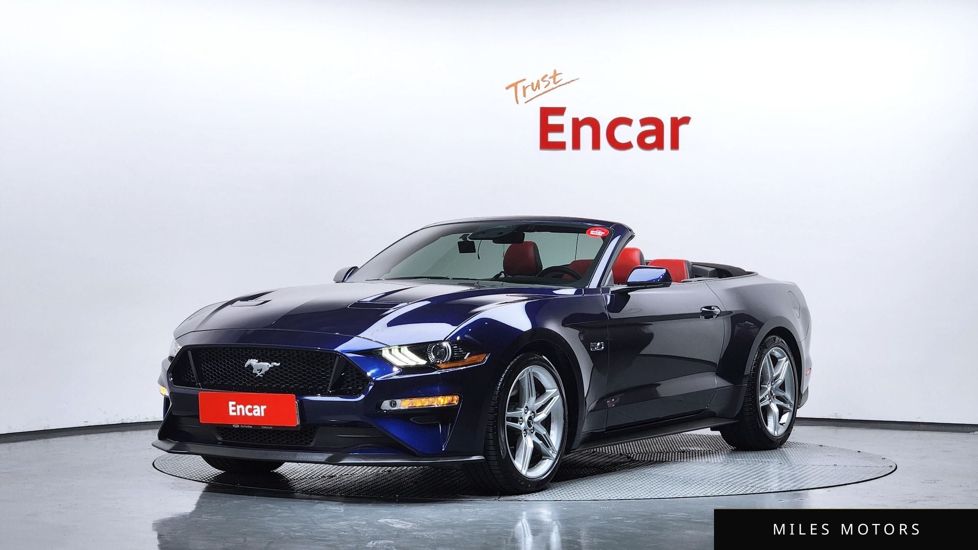 Ford Mustang 2020 — фото 1 из 12