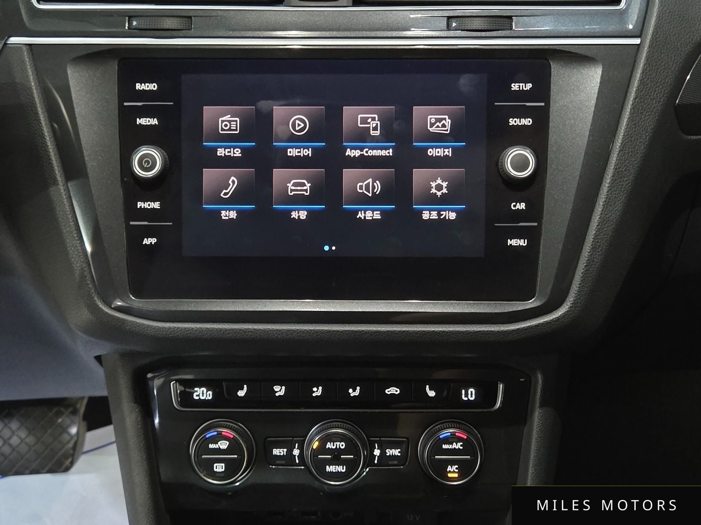 Volkswagen Tiguan 2018 — миниатюра 11