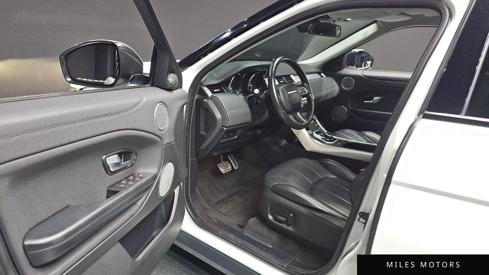 Land Rover Range Rover Evoque 2018 — миниатюра 10