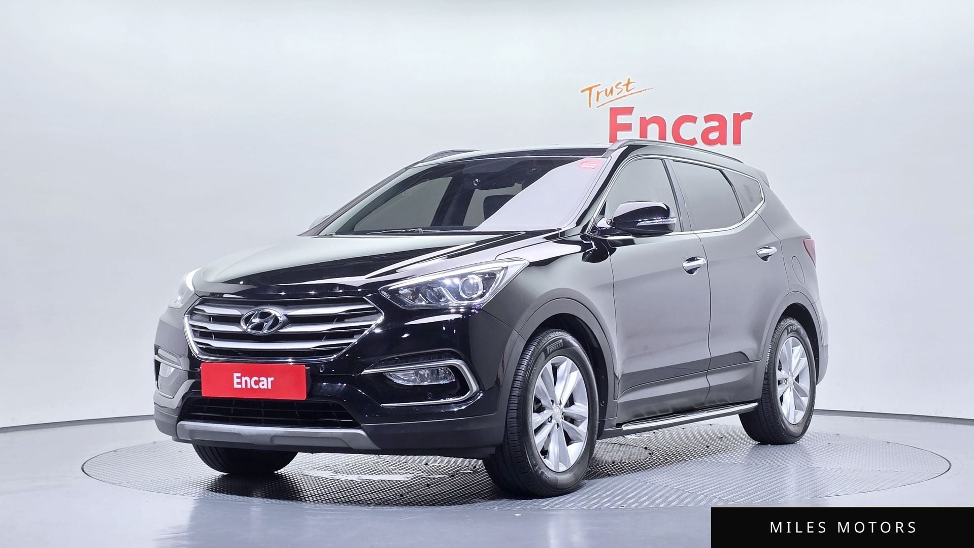Hyundai Santafe 2018 — фото 1 из 12