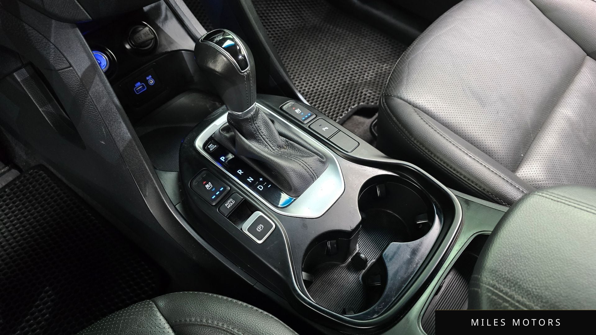 Hyundai Santafe 2018 — миниатюра 12
