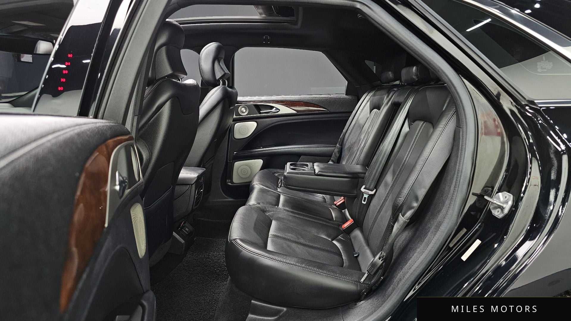 Lincoln MKZ 2017 — миниатюра 11