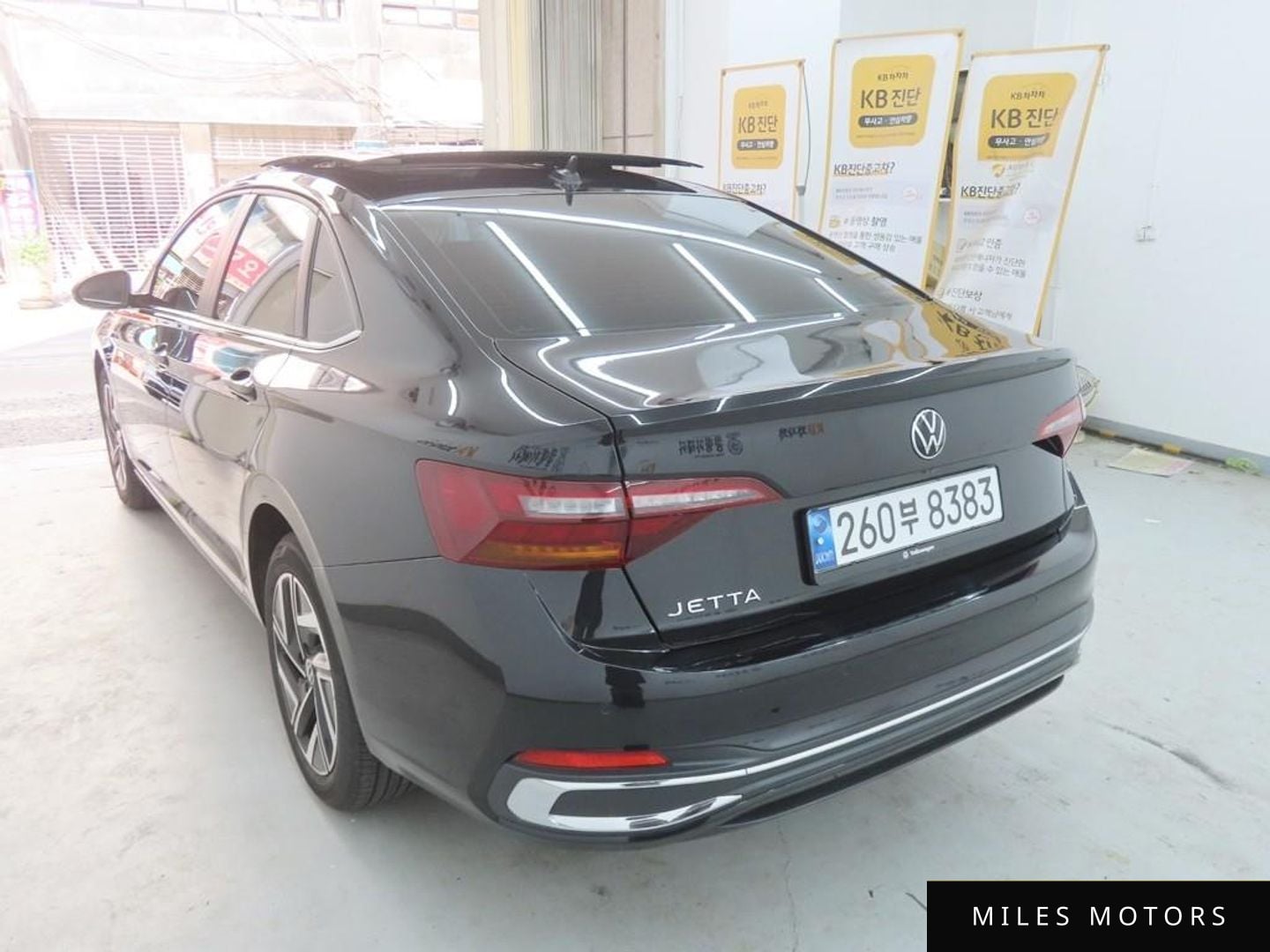 Volkswagen Jetta 2023 — миниатюра 3