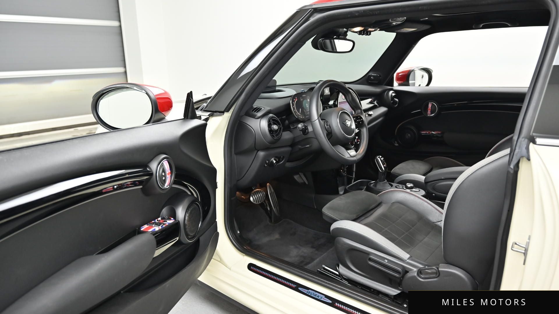 MINI Cooper S 2023 — миниатюра 11