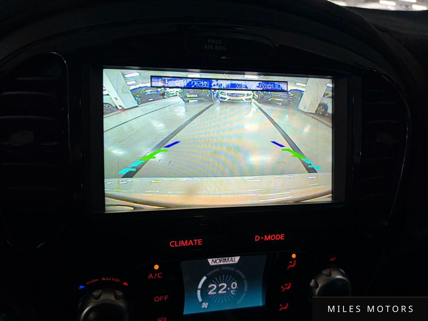 Nissan Juke 2015 — миниатюра 8