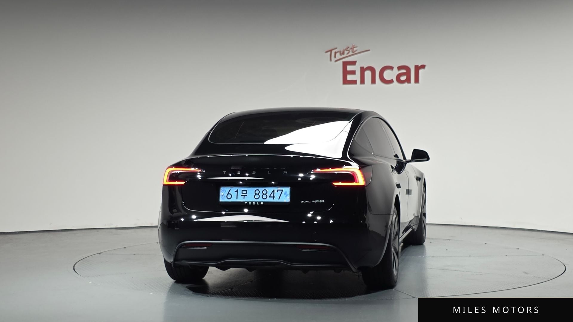 Tesla Model 3 2024 — миниатюра 3