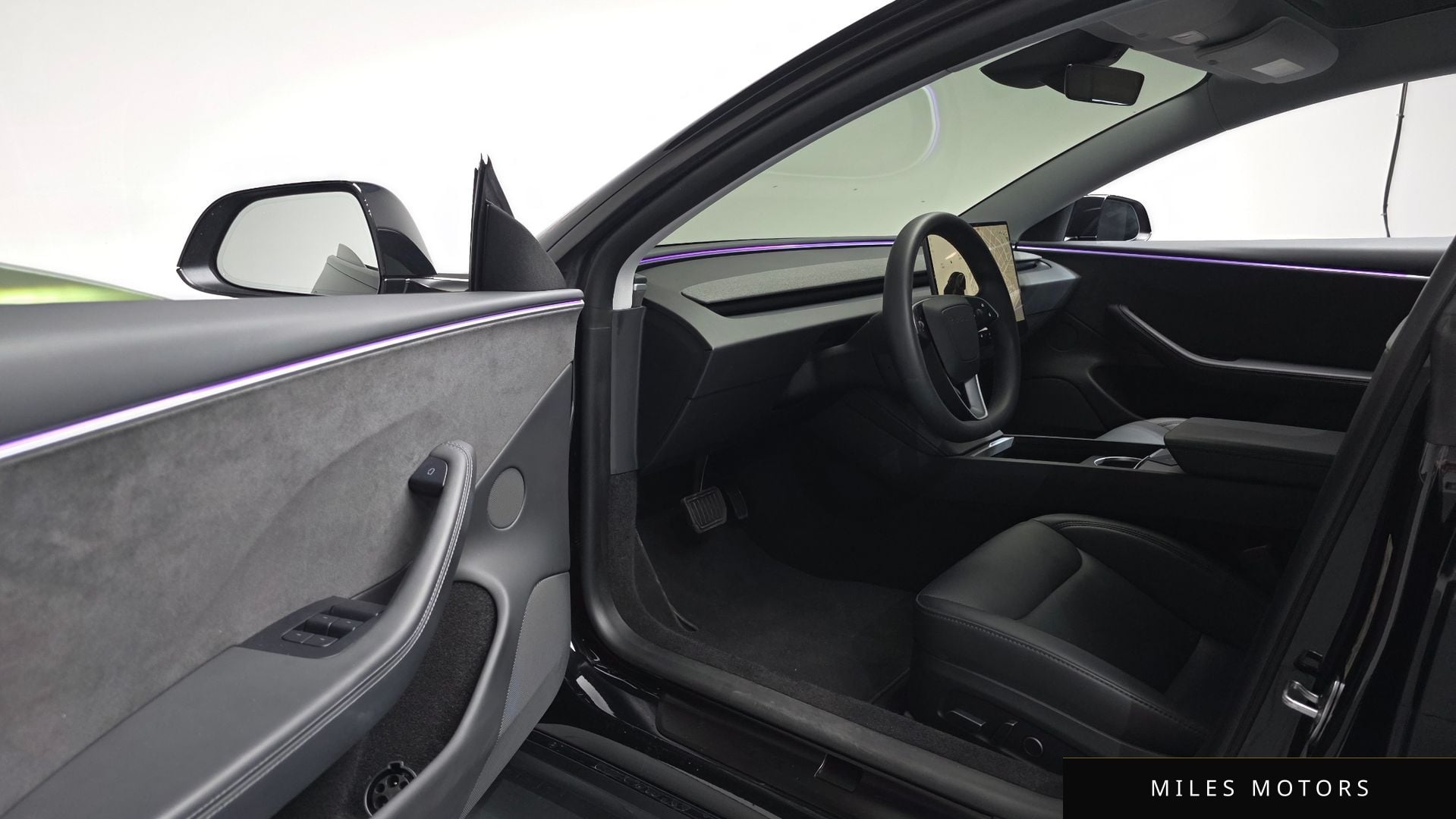 Tesla Model 3 2024 — миниатюра 12