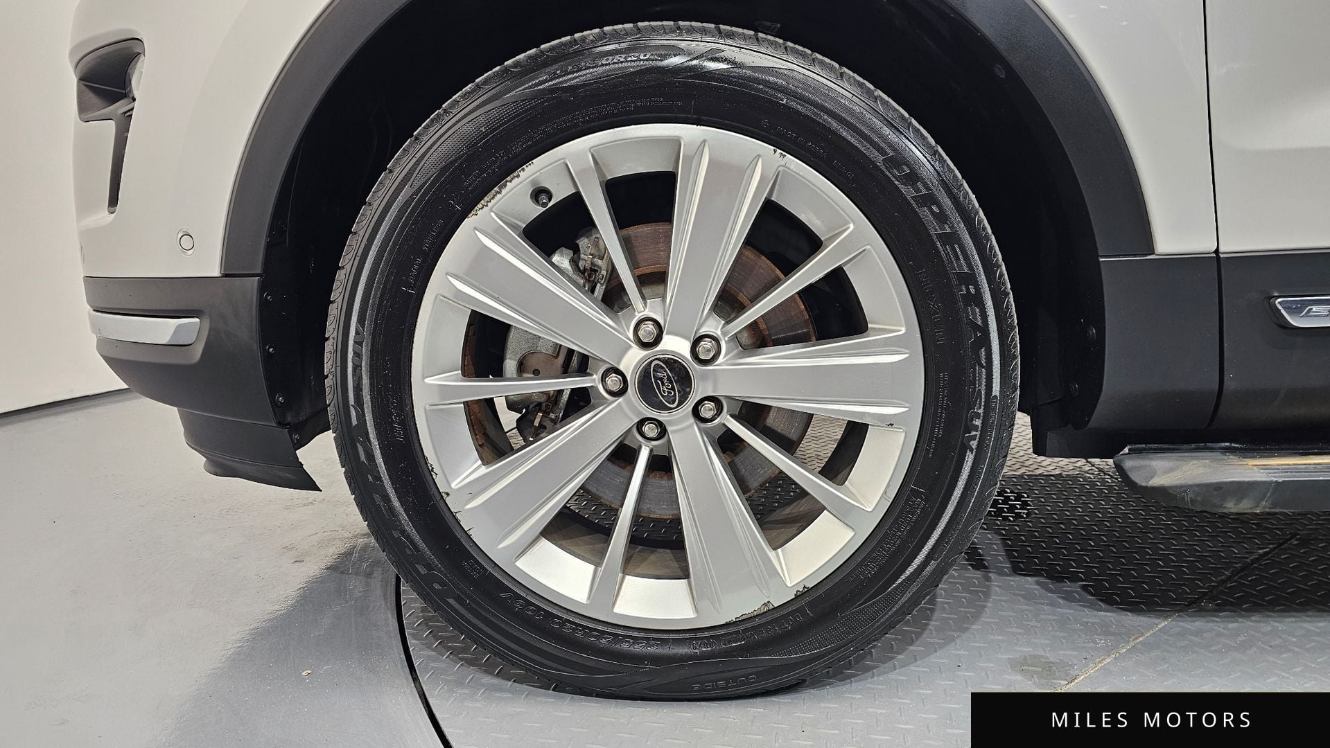 Ford Explorer 2019 — миниатюра 4
