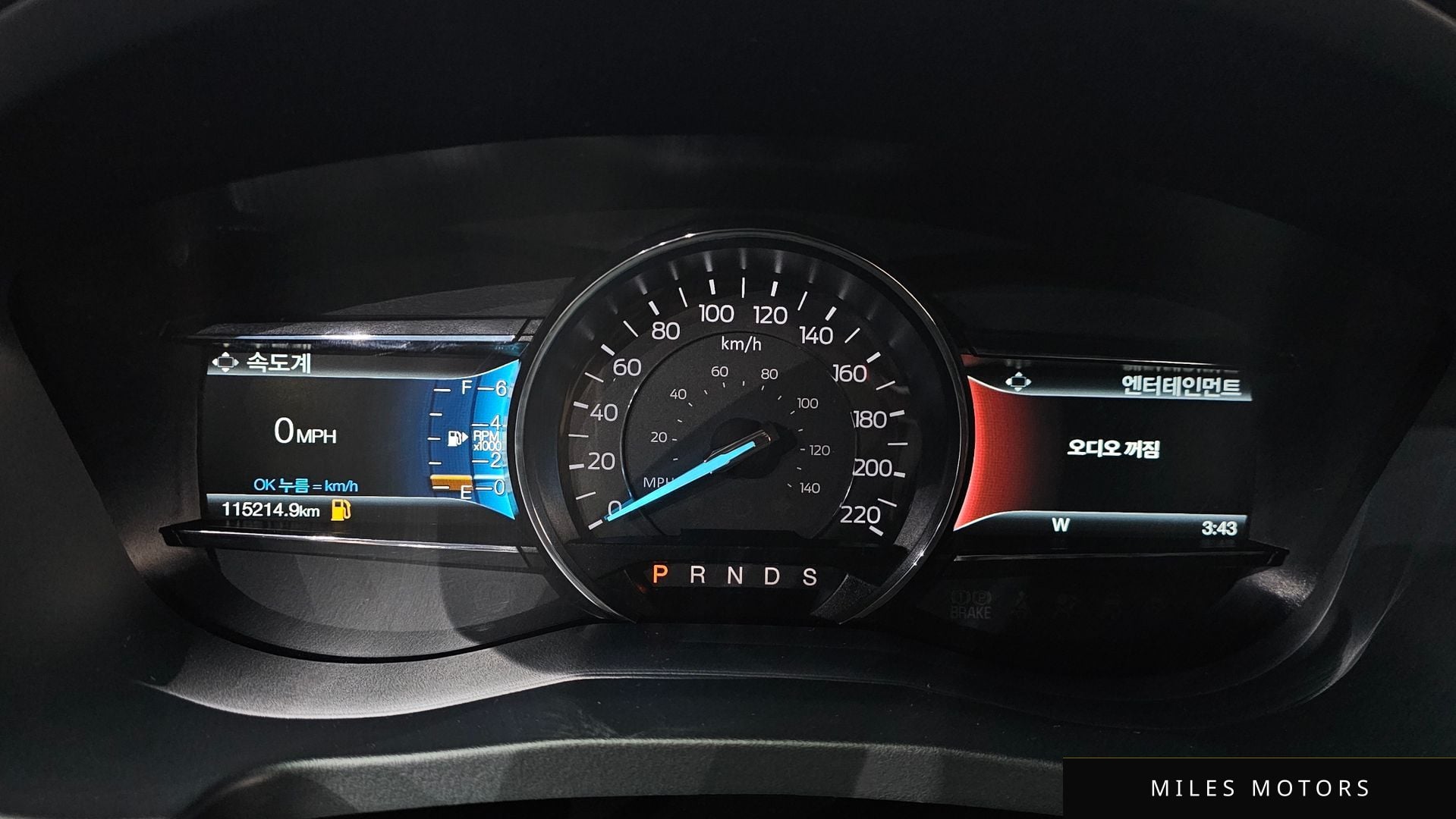 Ford Explorer 2019 — миниатюра 10