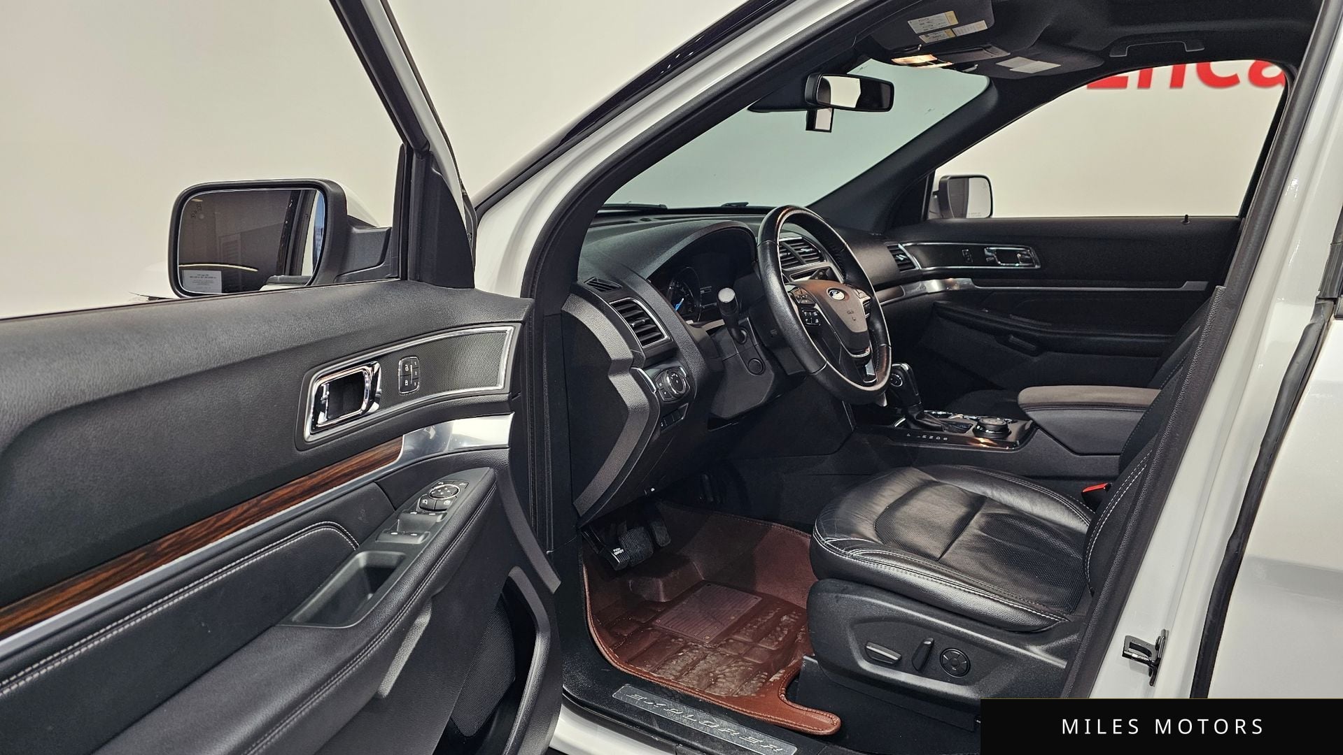 Ford Explorer 2019 — миниатюра 12