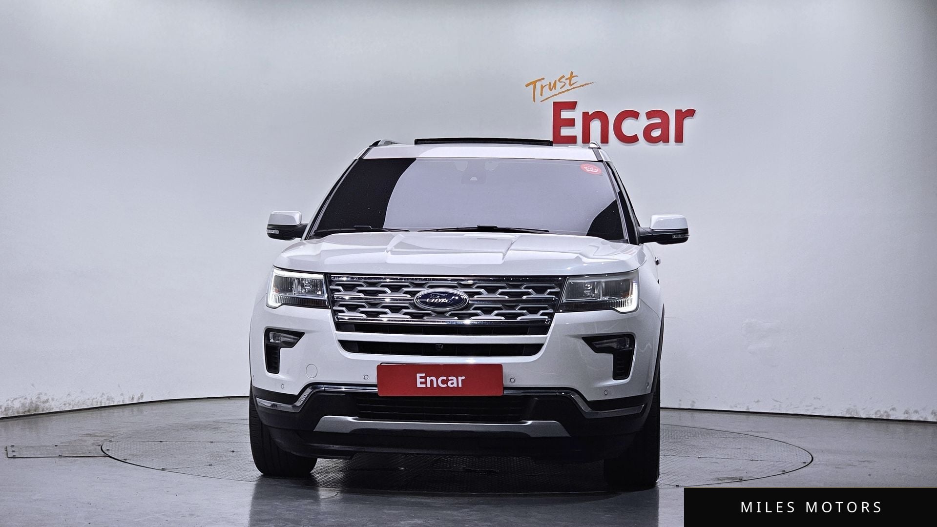 Ford Explorer 2018 — миниатюра 3