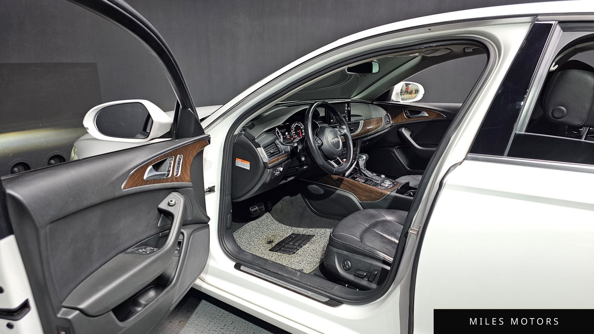 Audi A6 2015 — миниатюра 10