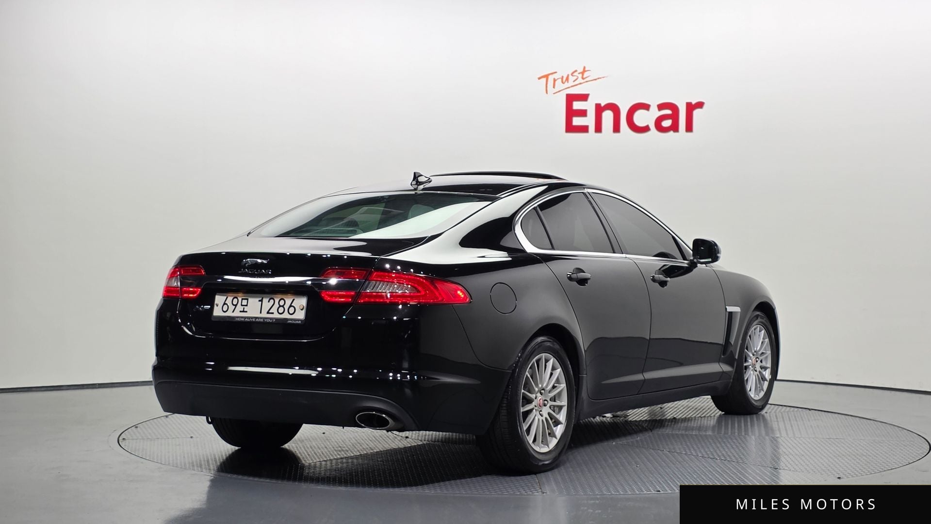 Jaguar New XF 2015 — миниатюра 2