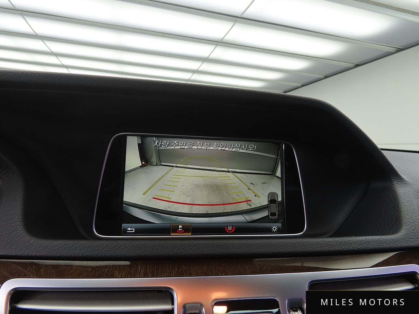 Mercedes-Benz E-Class W212 2016 — миниатюра 12