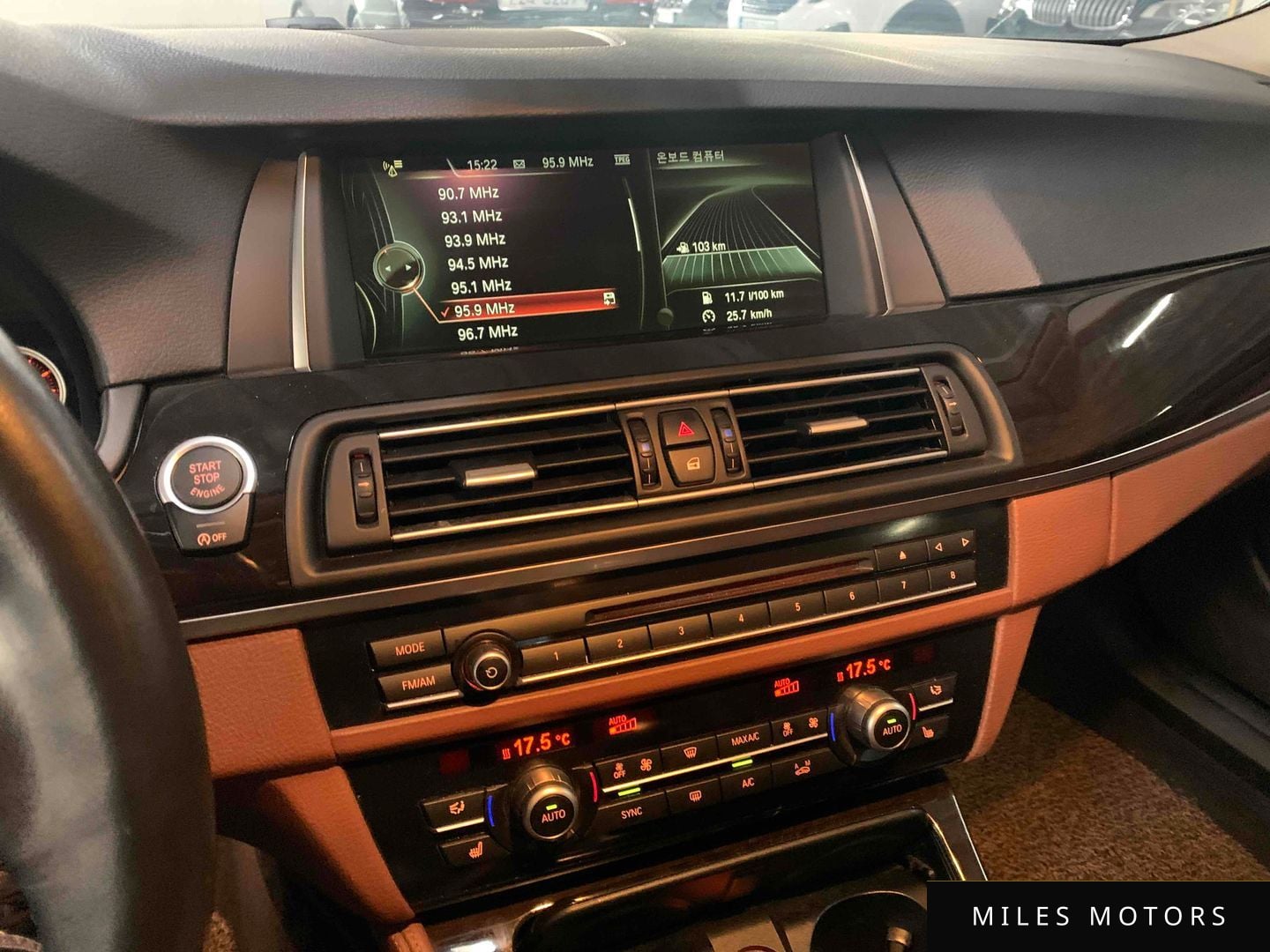 BMW 5 Series (F10) 2014 — миниатюра 7