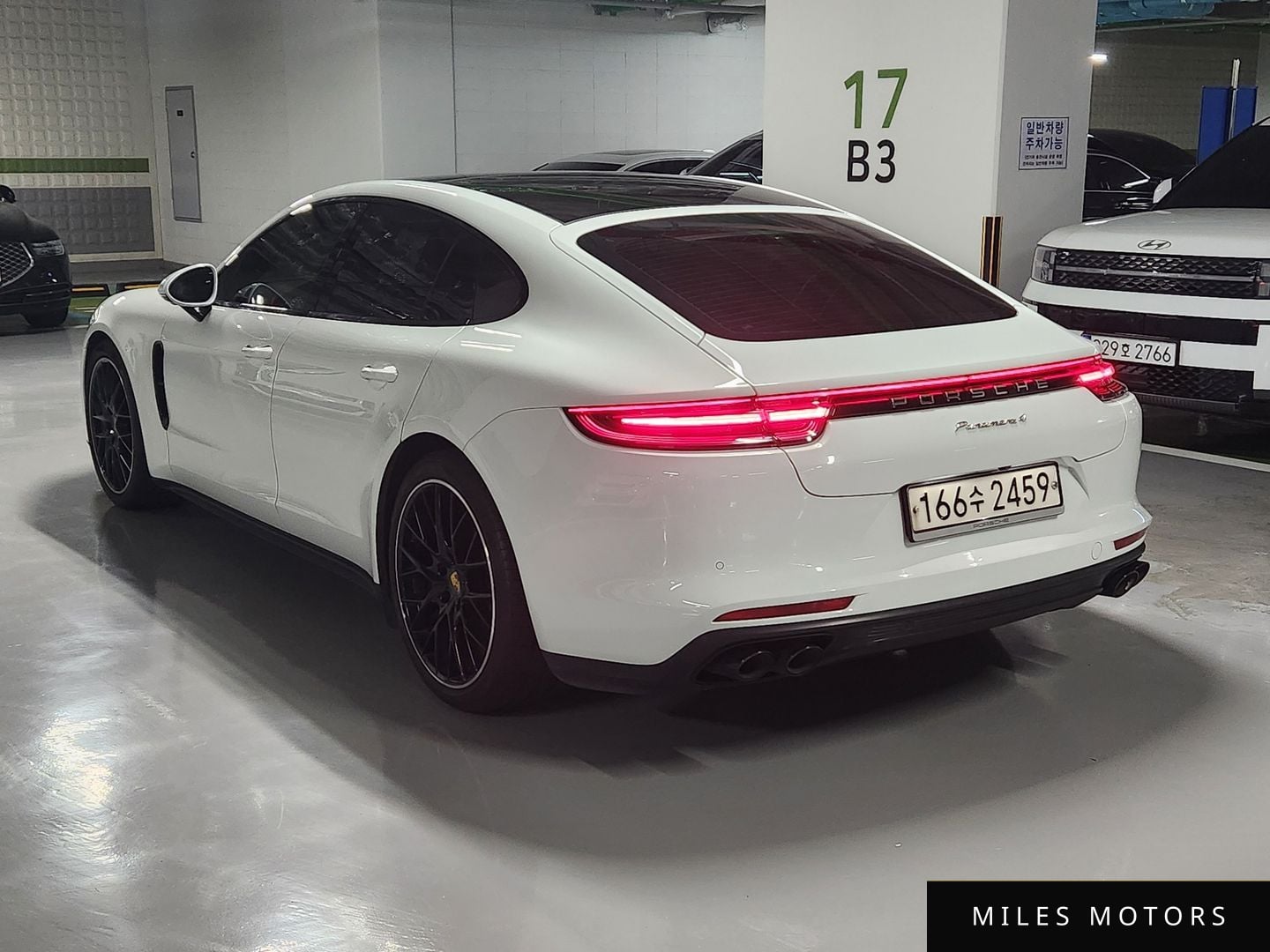 Porsche Panamera 2019 — миниатюра 2