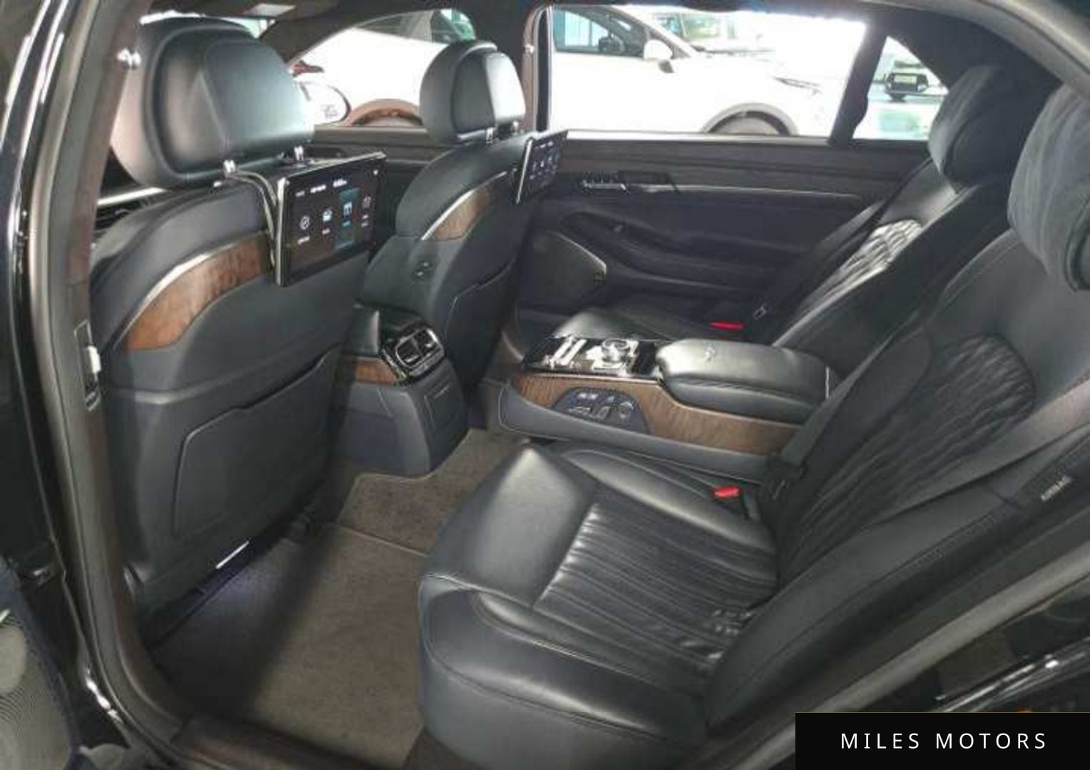 Genesis G90 2021 — миниатюра 10