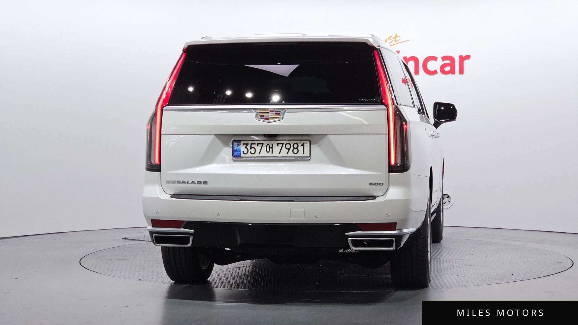 Cadillac Escalade 2021 — миниатюра 4