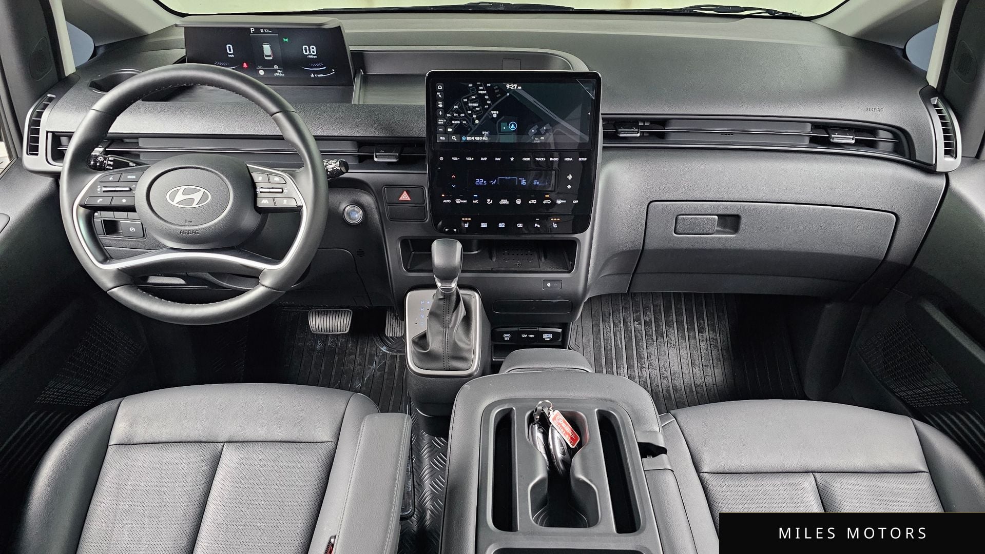 Hyundai Staria 2025 — миниатюра 10