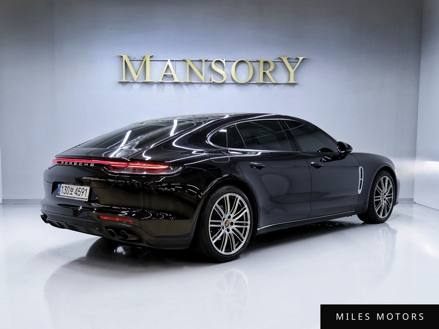 Porsche Panamera 2022 — миниатюра 4