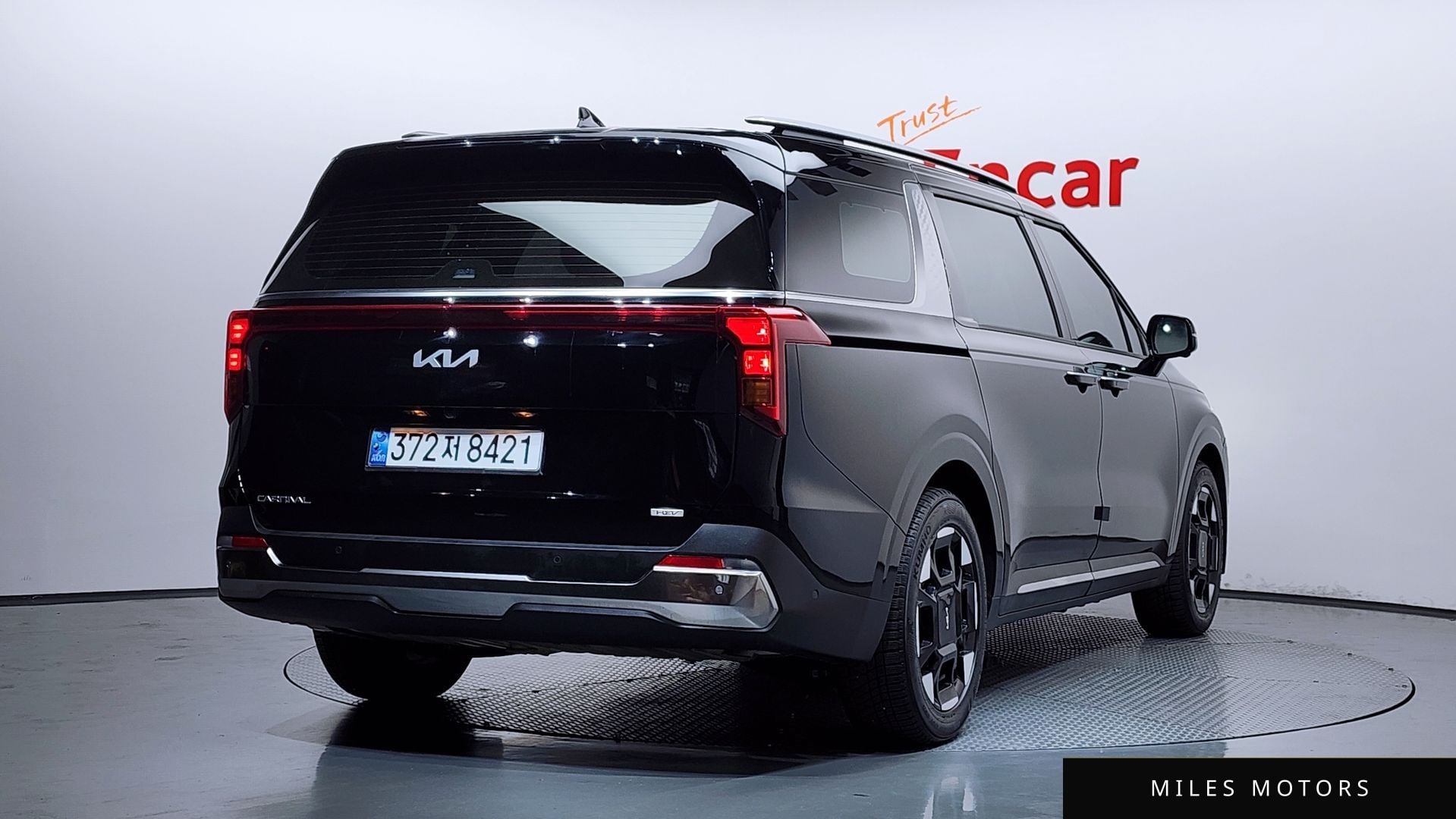 Kia Canival 2025 — миниатюра 2