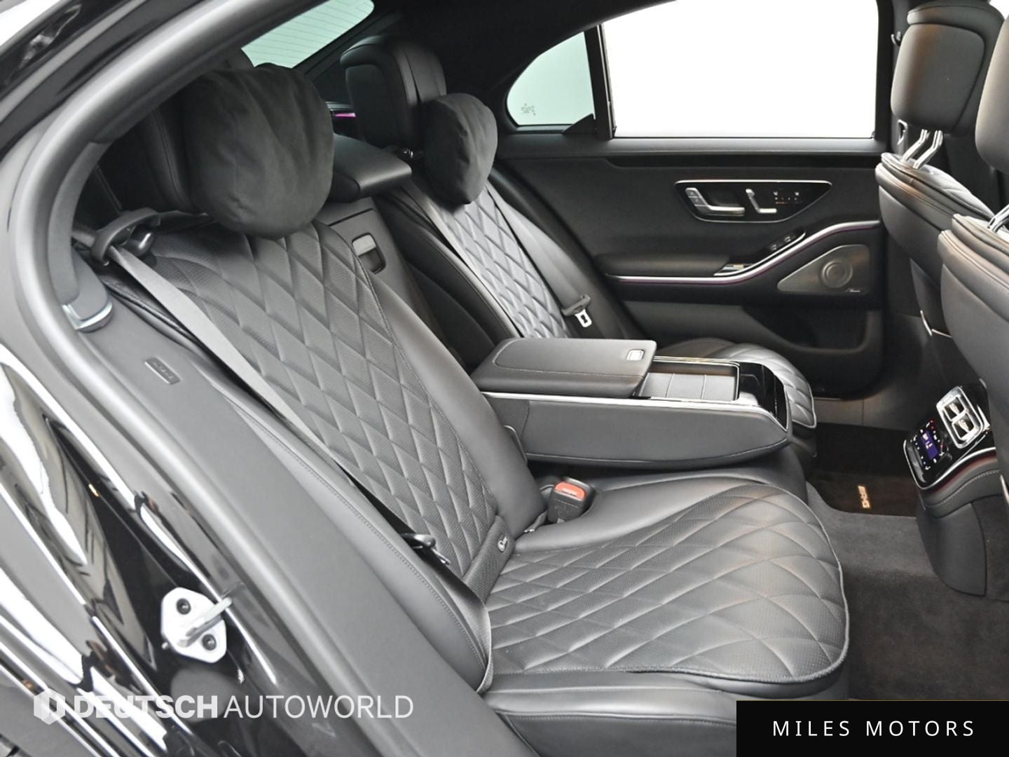 Mercedes-Benz S-Class W223 2022 — миниатюра 12