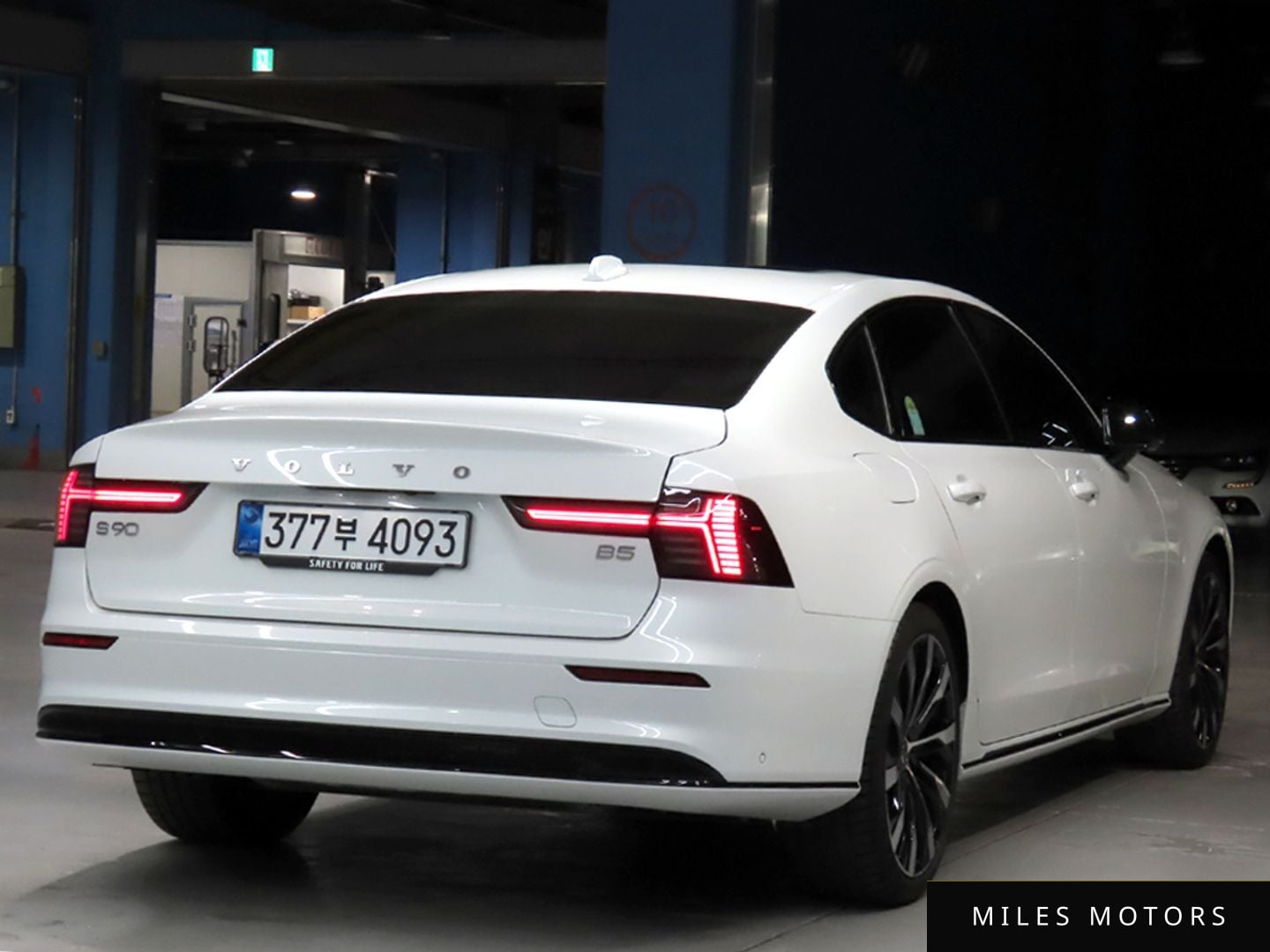 Volvo S90 2026 — миниатюра 2