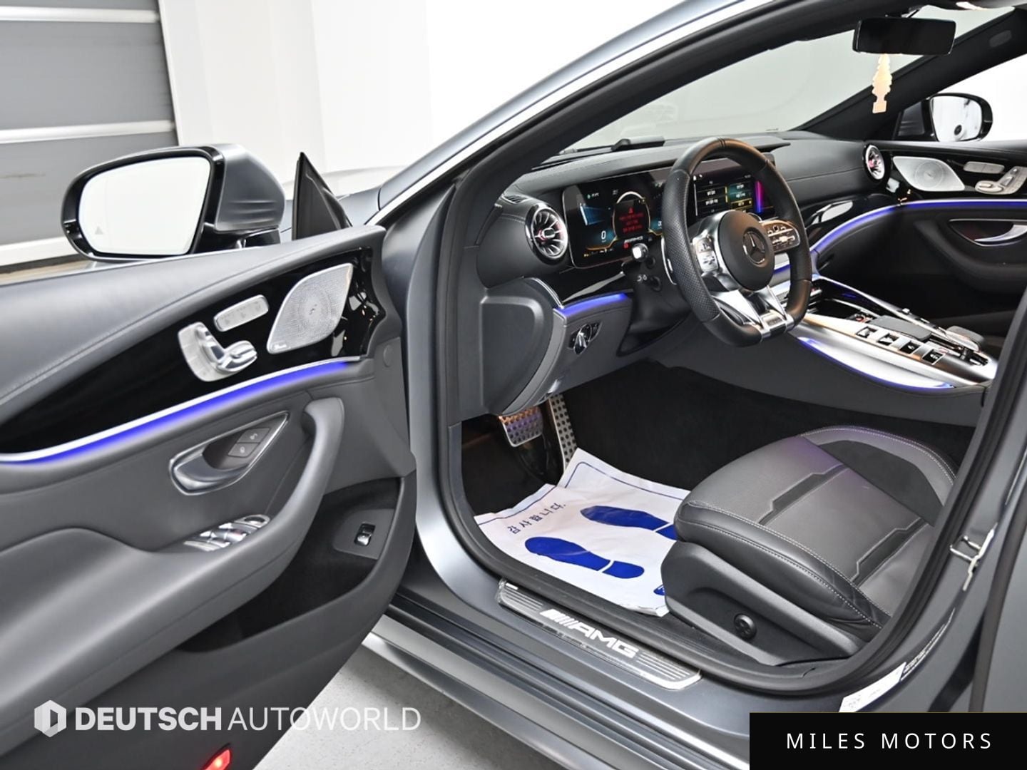 Mercedes-Benz AMG GT 2021 — миниатюра 11