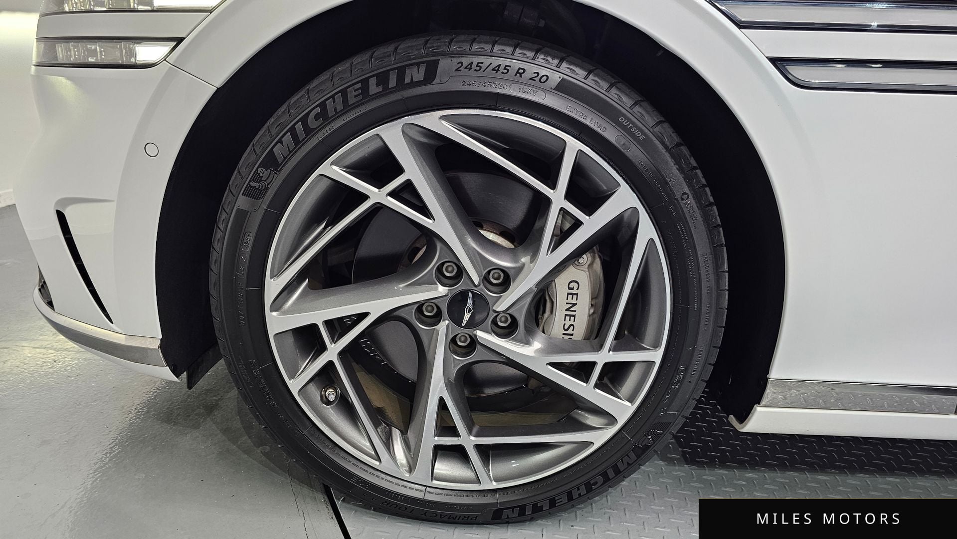 Genesis G90 (RS4) 2022 — миниатюра 5