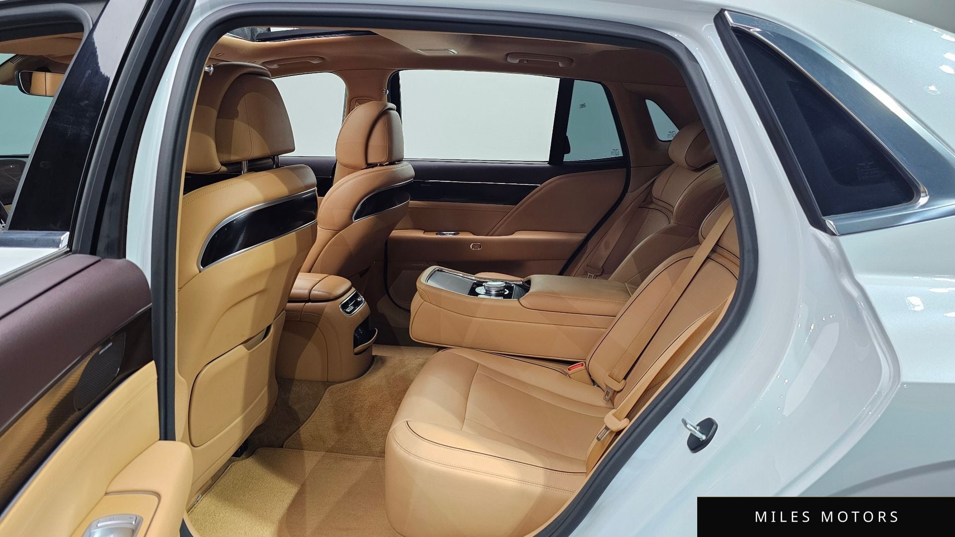 Genesis G90 (RS4) 2022 — миниатюра 11