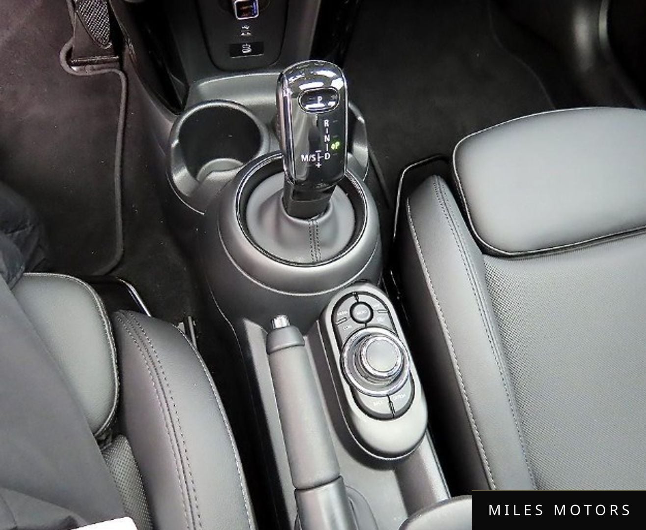 MINI Cooper 2024 — миниатюра 8